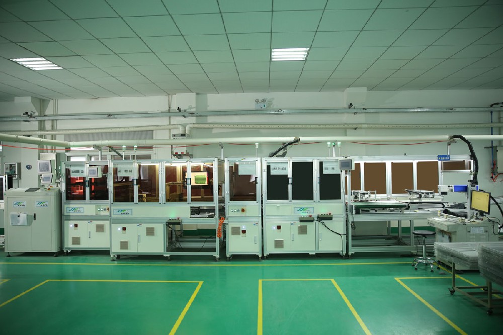 紅外（wài）感應控（kòng）製LED櫥櫃（guì）燈自動化組裝線